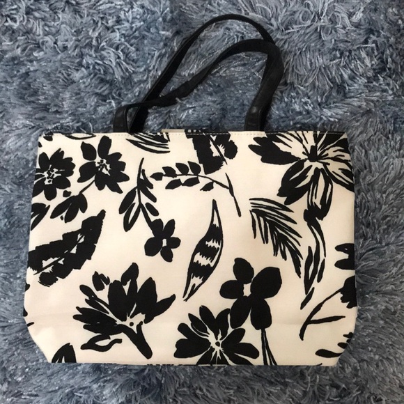 Floral print purse - Picture 2 of 6